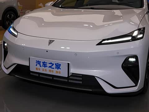 2025�� 300Ultra  �����Ǽ�AD PRO���̰�