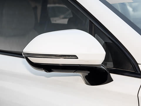 2025�� 1.5T 106KM������ 5�� �������