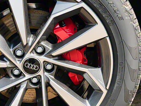 2025�� 45�����ذ� 40 TFSI ����������