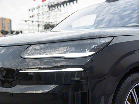 2025�� �콢��