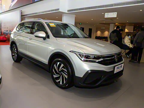 2024�� ���ڿ� 300TSI �Զ��������ڰ�