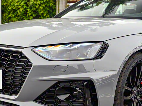 2024��  RS4 Avant ȼ���