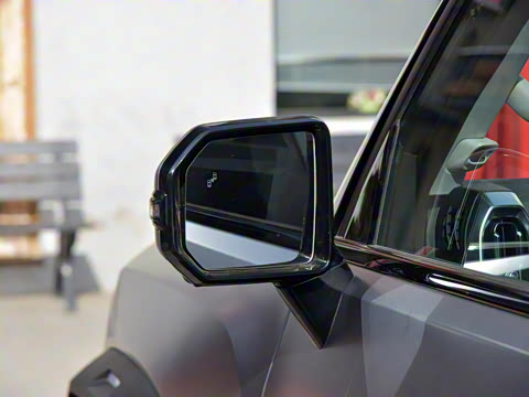 2025�� 2.0TD XWD �Զ�����+�ӳ��� 7��