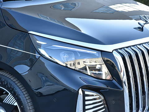 2025��  2.0T �����֡�Ħ��