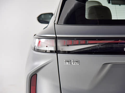 2025�� 200��������Pro����