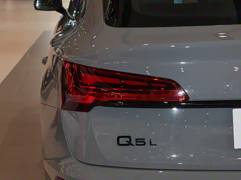 2025�� quattro 45�����ذ� 40 TFSI ������