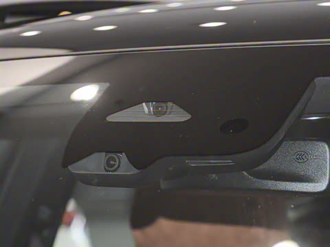 2025�� �Ŀ� GLC 260 L 4MATIC ������