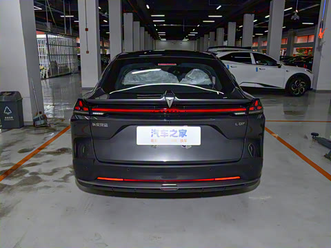 2025�� 230UltraǬ���Ǽ�ADS SE���̰�