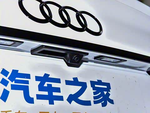 2025�� 200���������� 40 TFSI ���������� B&O ��ҹ��