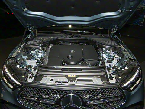 2025�� GLC 300 4MATIC ����SUV