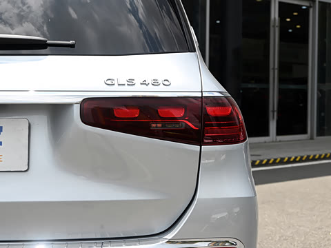 2025�� GLS 480 4MATIC