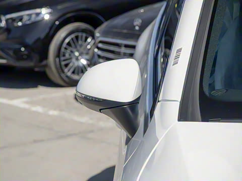 2025�� �Ŀ� GLC 300 L 4MATIC ������ 5��