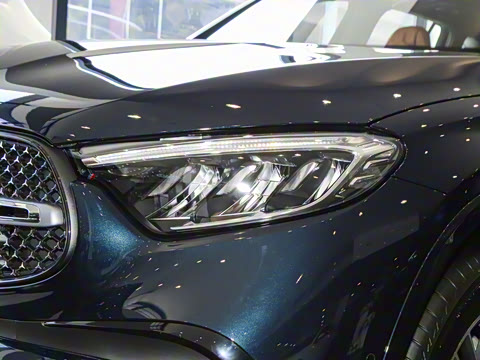 2025�� �Ŀ� GLC 300 L 4MATIC ������ 5��