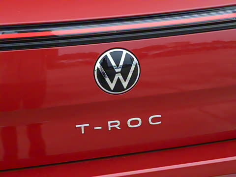 2025�� �Ŀ�� 300TSI DSG���������