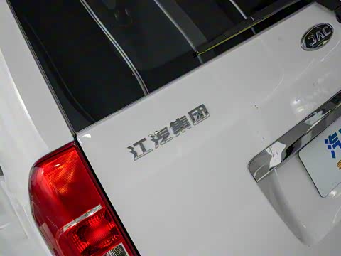 2023�� PLUS 1.8L 9�����˰�CNG