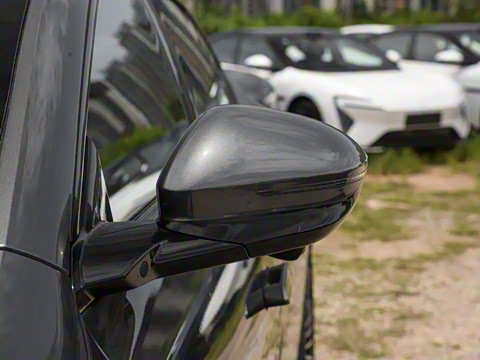 2025�� �Ŀ� Max���̰�