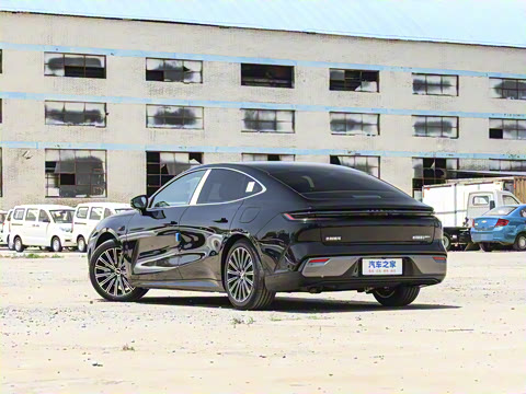 2025�� 130km EM-i �콢��