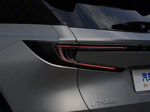 2025�� ����������Max