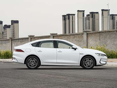 2025�� EV 510KM ���а�