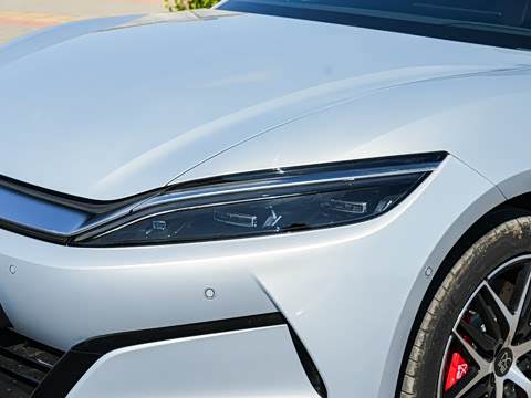 2025�� EV ���������״��콢��