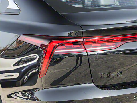 2025�� ��ҫ�� 1.5T ����ʿ