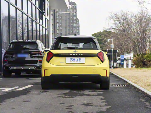 2025�� 456km COOPER E ������