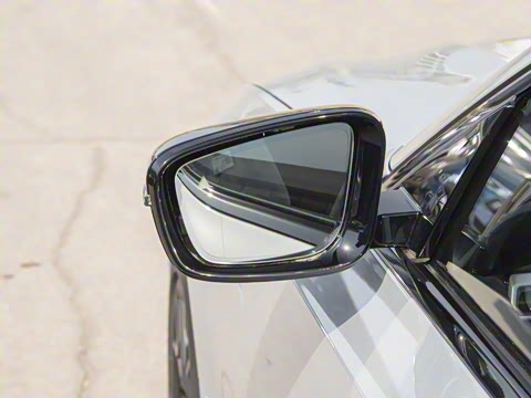 2025�� eDrive 40 L ��ҹ��װ