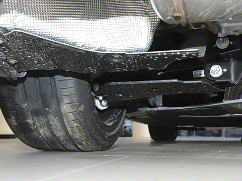 2023�� sDrive 25i M�˶���װ