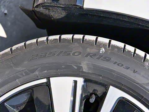 2025�� 702 �Ǽ�˫�������ٰ�