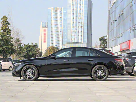 2025�� E 260 �˶���