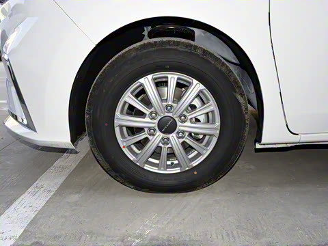 2025�� 2.0L �ֶ��м����а� CNG 7��