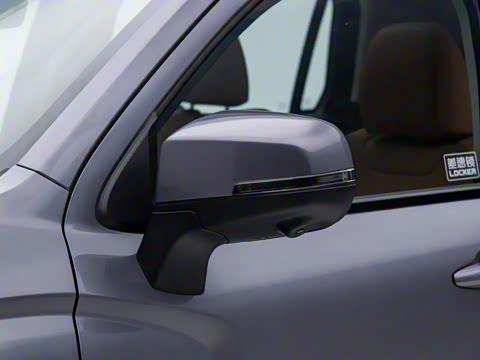 2025�� 2.0T�Զ�������Ӣ�� ����