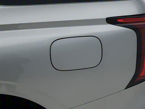 2025�� 2.0T�Զ�������Ӣ�� ����