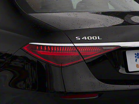 2025�� S 400 L ������