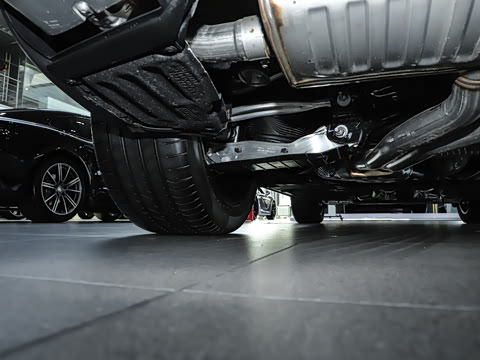 2025�� Cayenne 3.0T