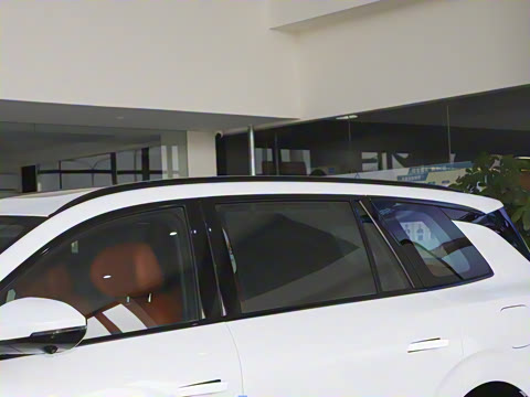 2025�� 210Ultra���Ȱ� 6��