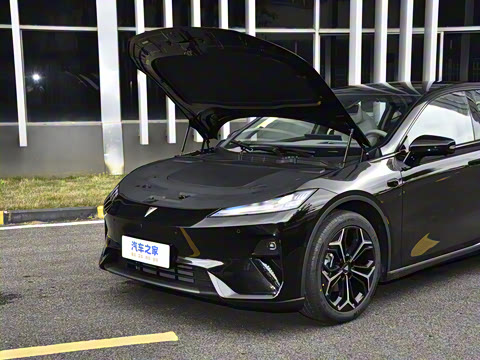 2025�� 230UltraǬ���Ǽ�ADS SE���̰�