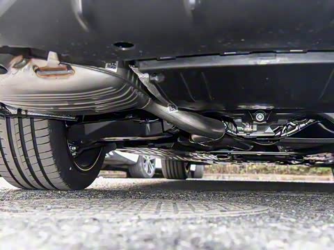 2025�� �Ŀ� C 260 L �ҹ�˶���