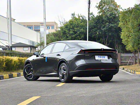 2025�� 530UltraǬ���Ǽ�ADS SE�����