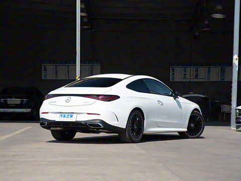 2025�� CLE 300 4MATIC �����ͽ��ܳ�