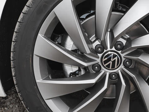 2025�� 380TSI ��Ŀ ������