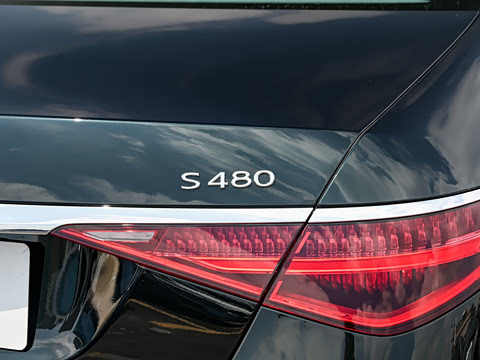 2025�� �Ŀ� S 480 4MATIC