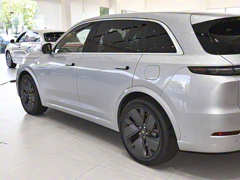 2025�� Max ���ܻ��°�