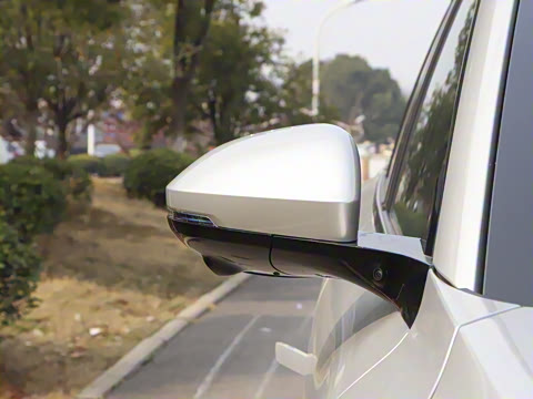 2025�� 210Ultra���̰� 6��