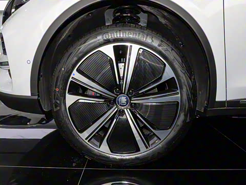 2024�� EV ��ҫ�� 635KM �����콢��