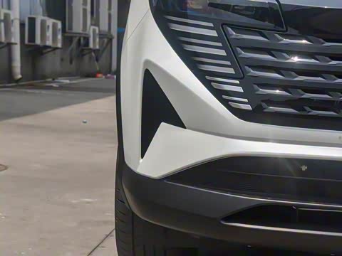 2025�� �Ŀ� ���� 2.0L CVT XV+���Ȱ�