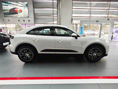 2024�� Macan ��������
