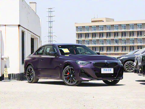 2025�� M240i xDrive