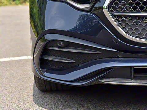 2024�� E 300 L ����˶���