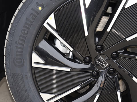 2024�� Pro+���̰�